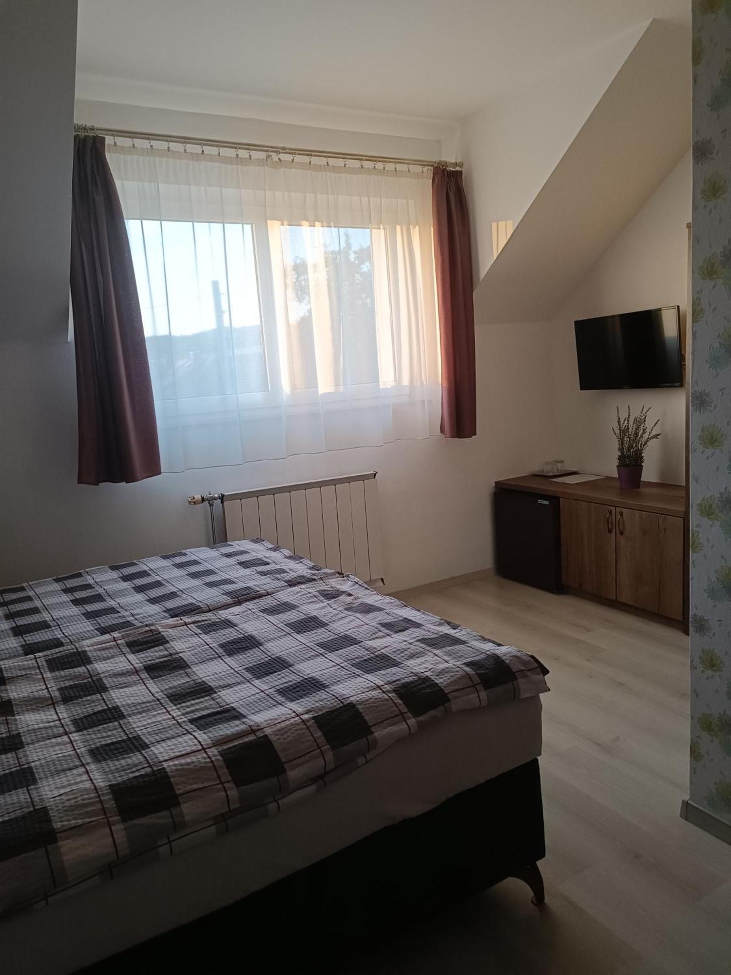 Hotel Katalin Vendeghaz Gyenesdiás Exteriér fotografie
